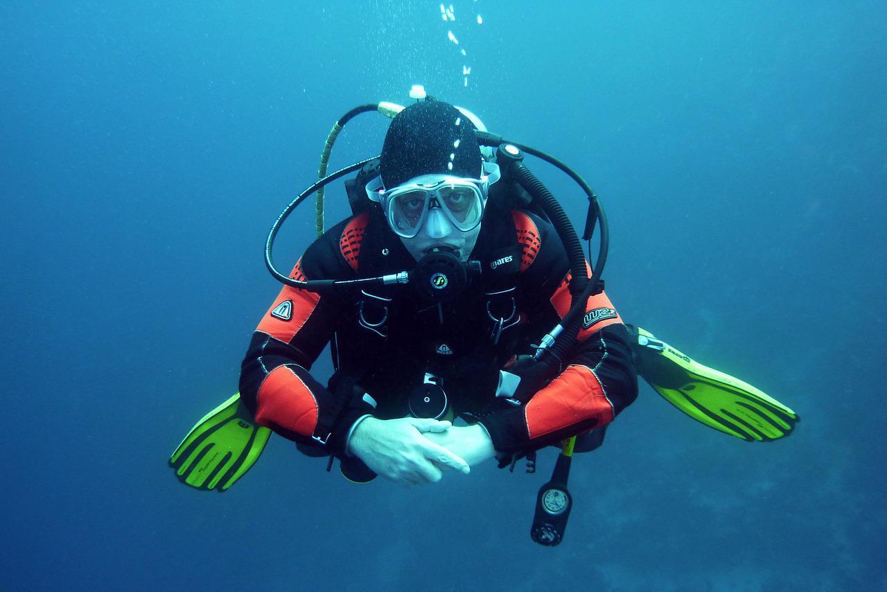 diving-in-curacao-4.jpg